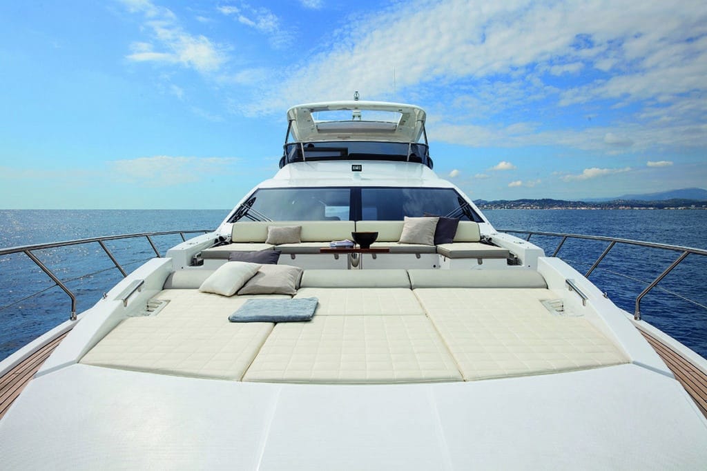 Azimut 72 Fly