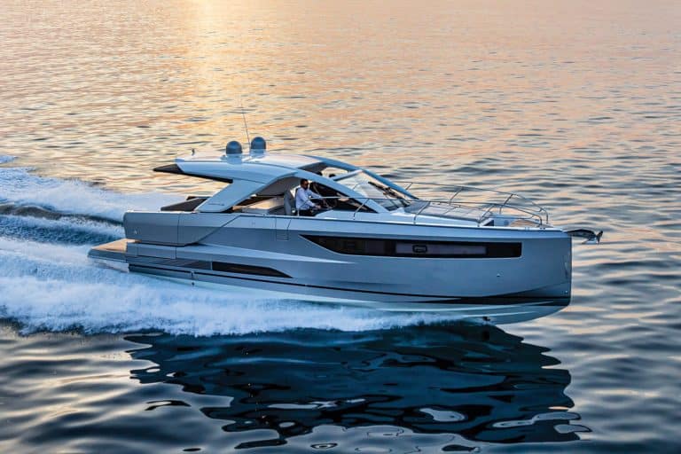 Jeanneau's DB/43 Reviewed | Yachting