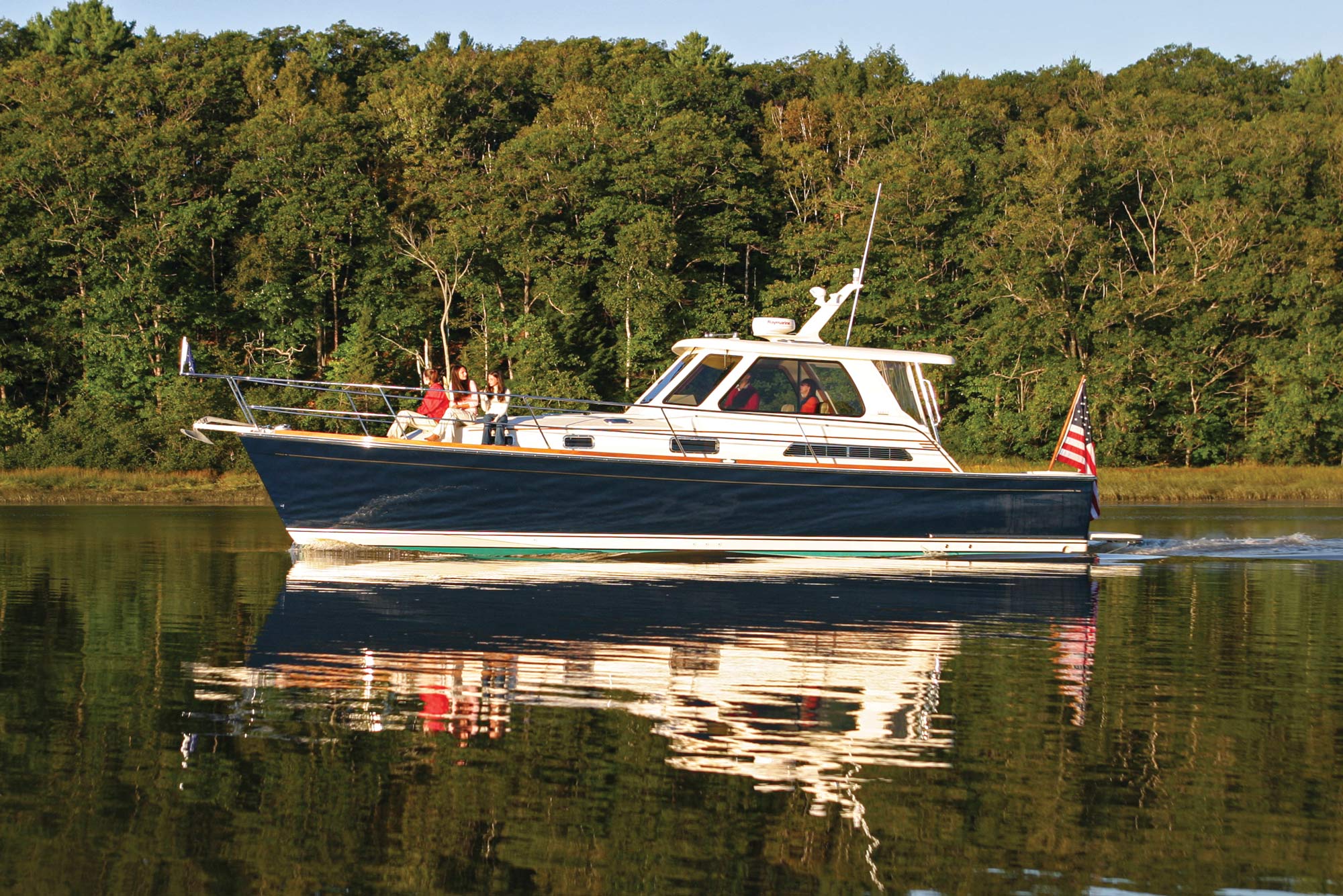 Sabreline 38 Hardtop Express for Sale | Yachting