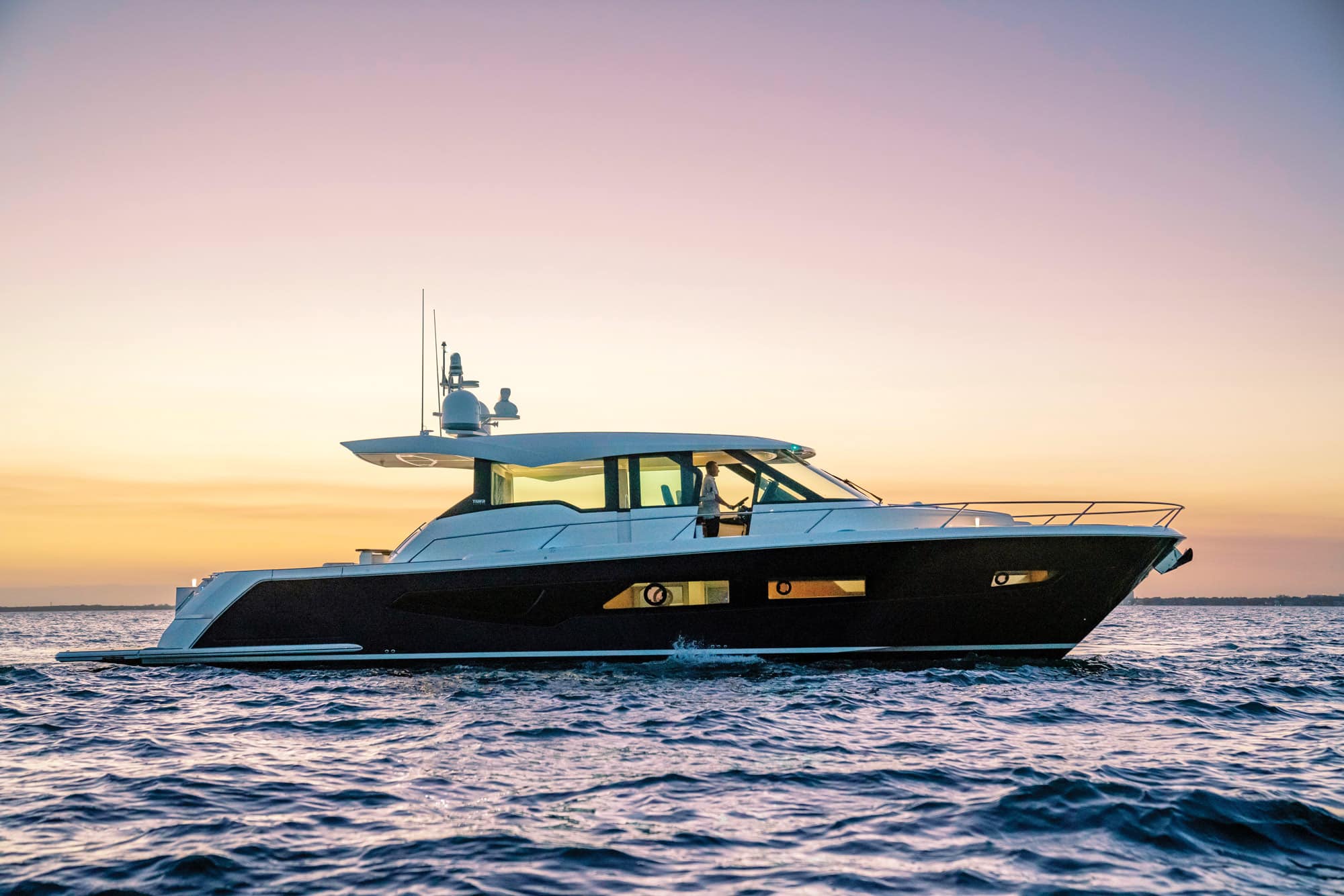 tiara yachts 60