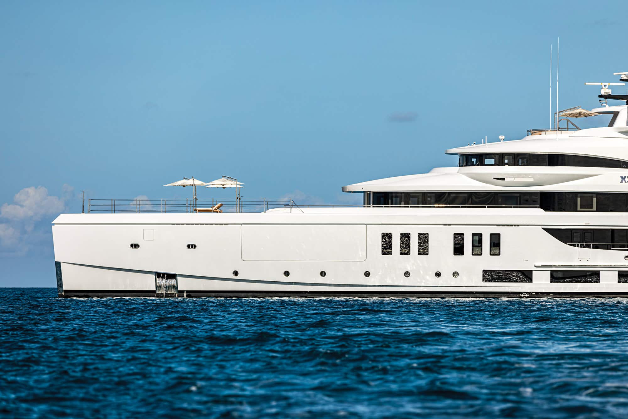 calex superyacht cost