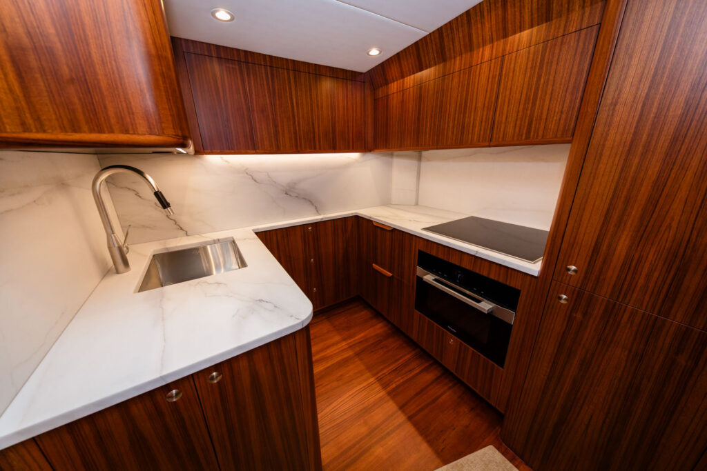 Bayliss Boatworks 60