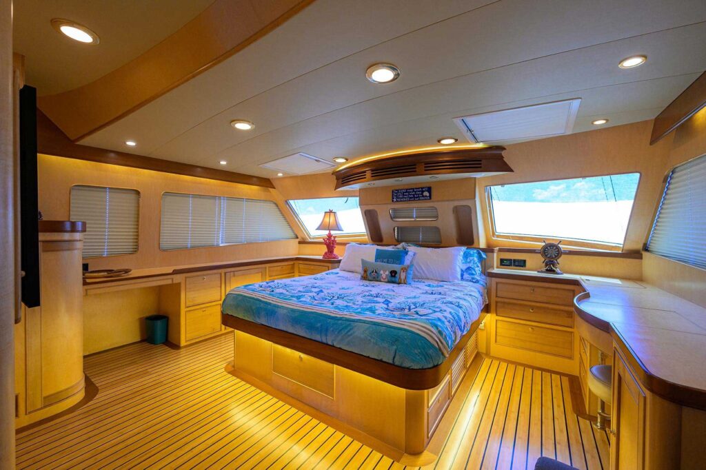 Marlow 97E master stateroom