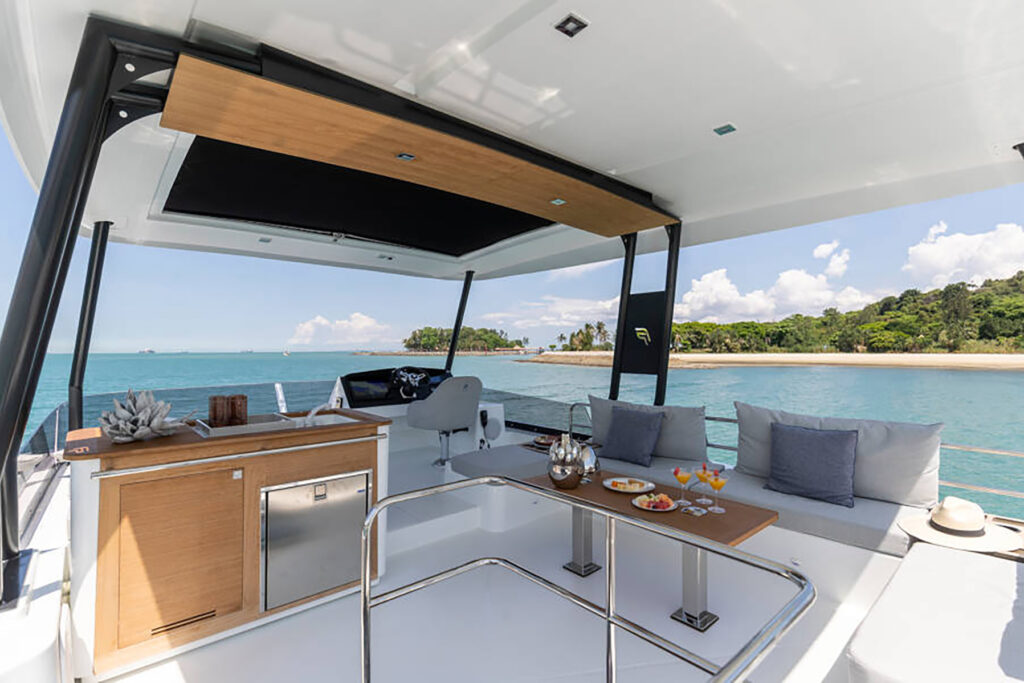 Fountaine Pajot MY5