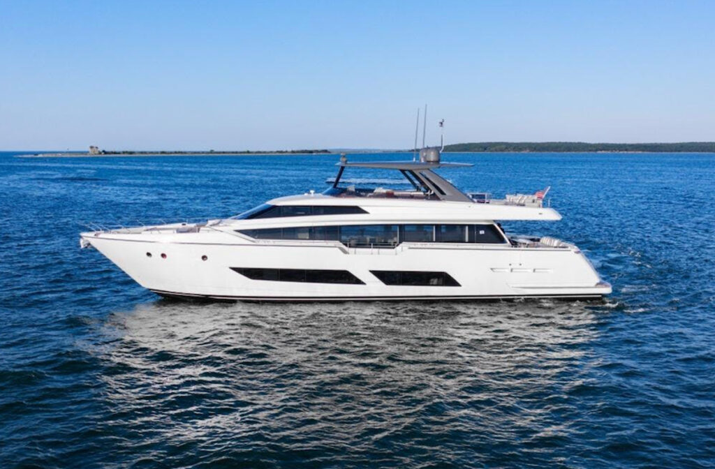 Ferretti Yachts 850