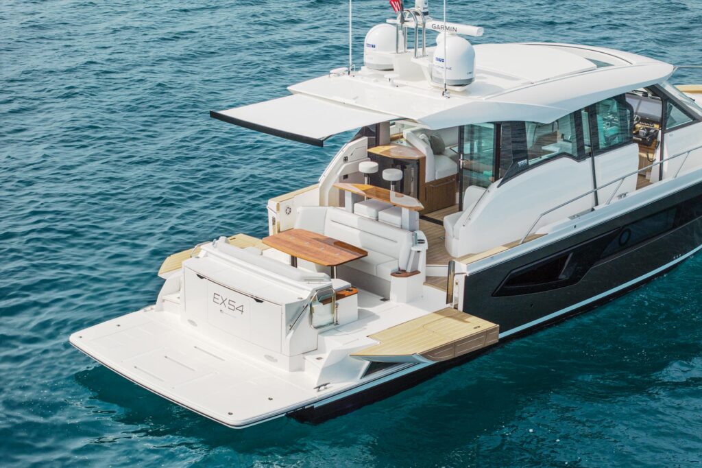 Tiara Yachts EX 54