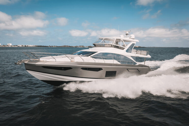 Azimut 60 Fly