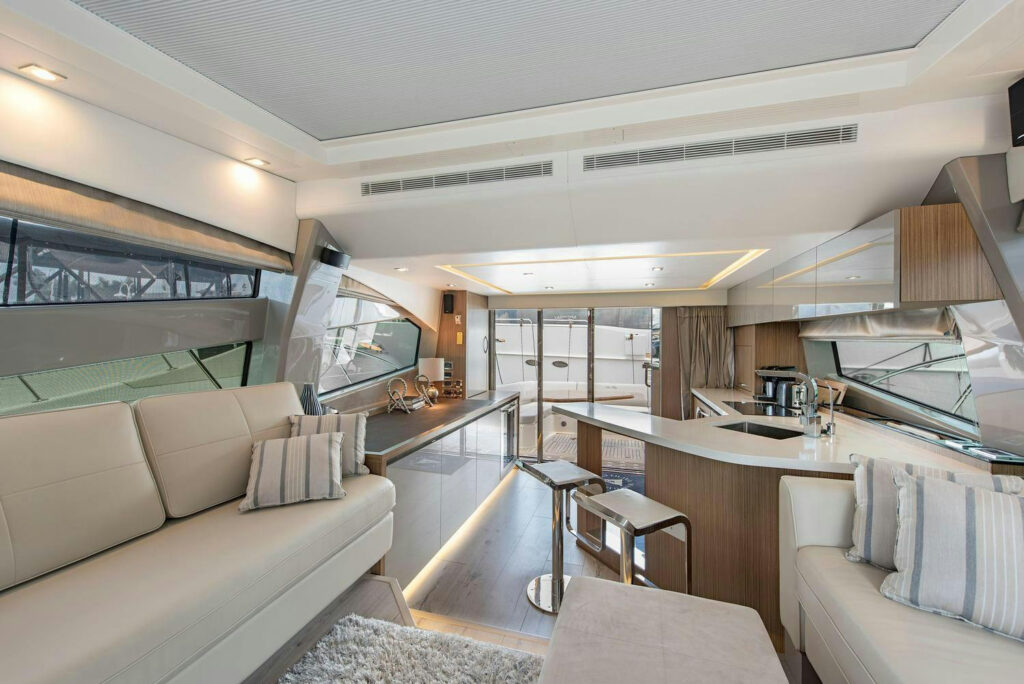 Sea Ray L550