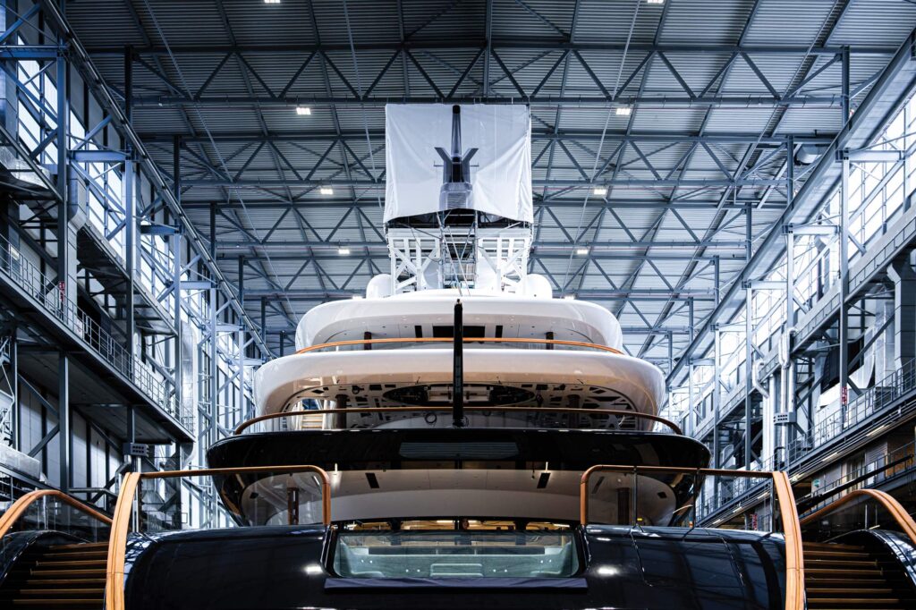 Feadship Project 821