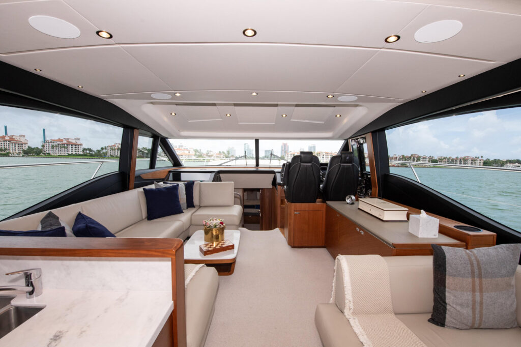 Princess Yachts S66