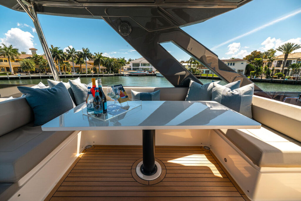 Ferretti Yachts 670 Only One