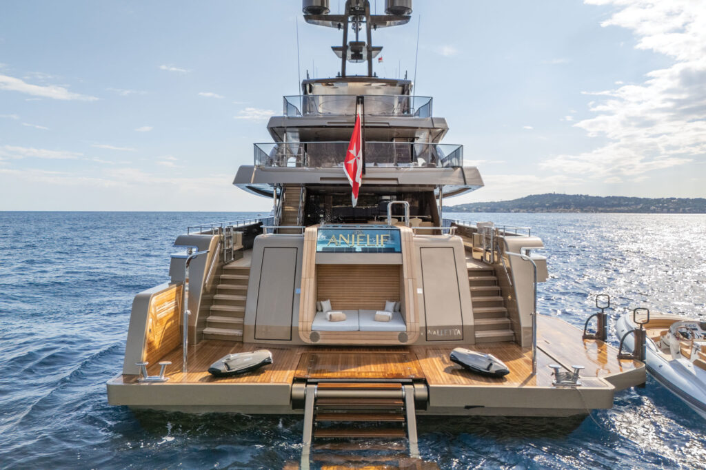 Columbus Yachts Anjelif