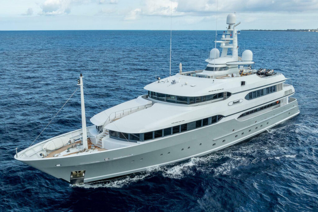 Feadship 51.8M Amanti