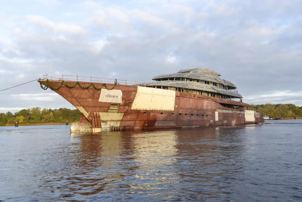 Fiji, Lurssen