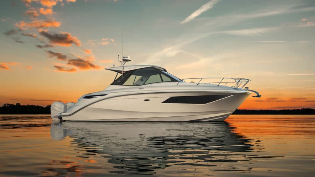 Sea Ray Sundancer 320 Coupe Outboard