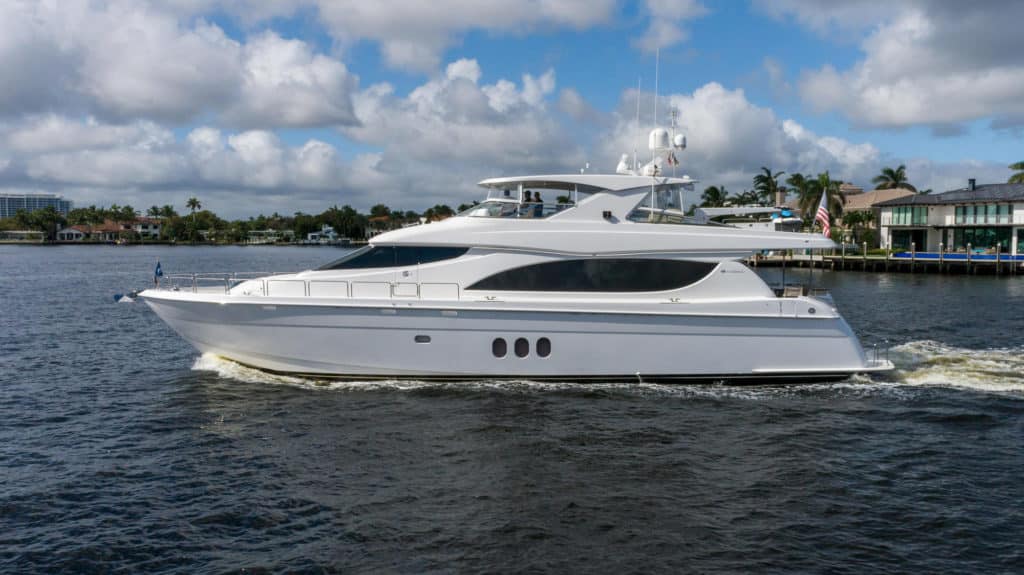 2013 80-foot Hatteras Khaleesi