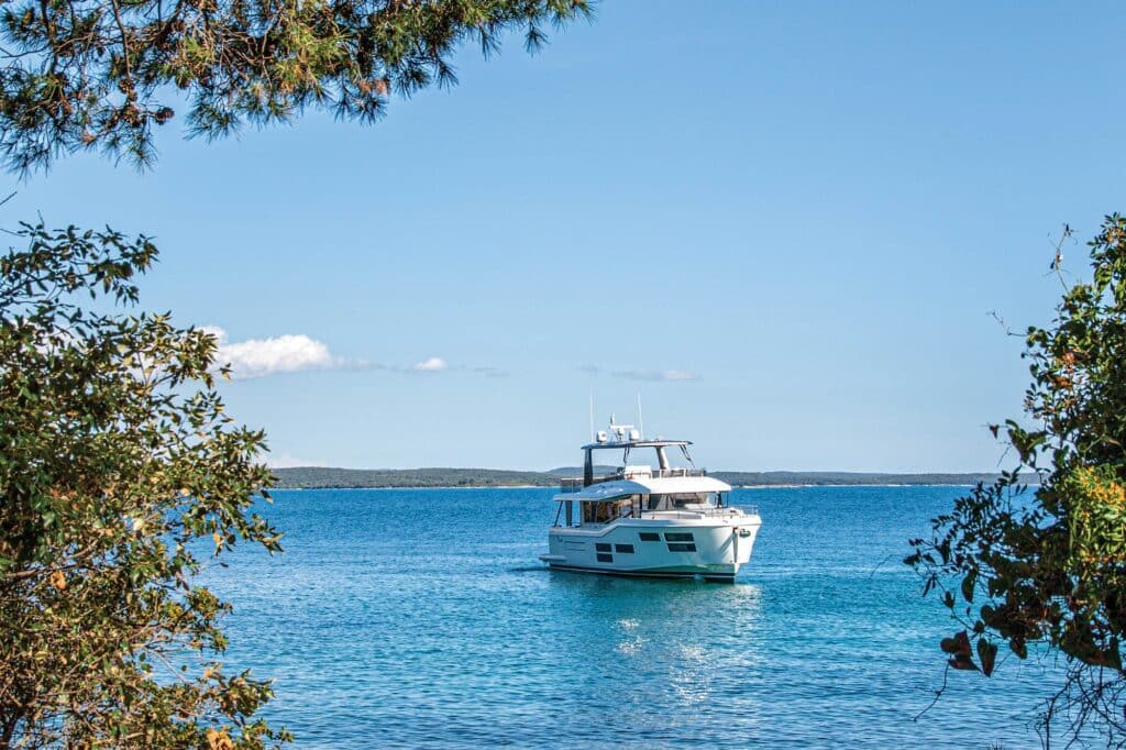 Beneteau Grand Trawler 62